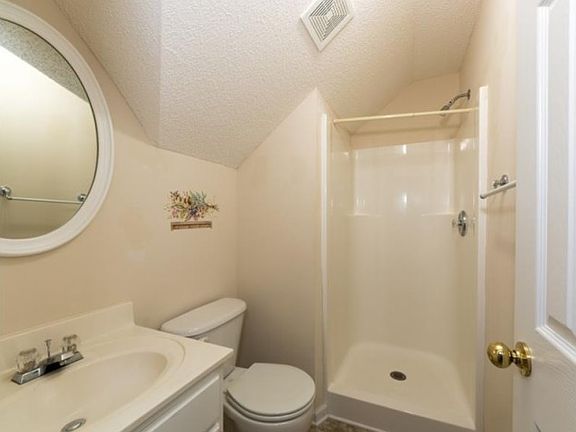 5th image of 1490 Elena Dr