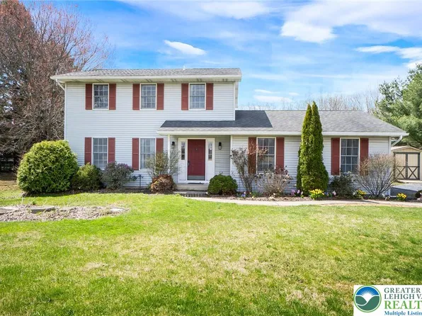 1415 Broad Rd, Wind Gap, PA 18091