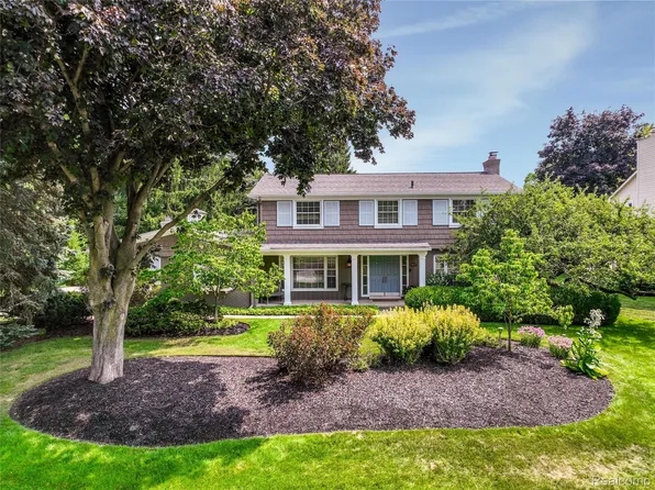 3837 Shellmarr Ln, Bloomfield Hills, MI 48302