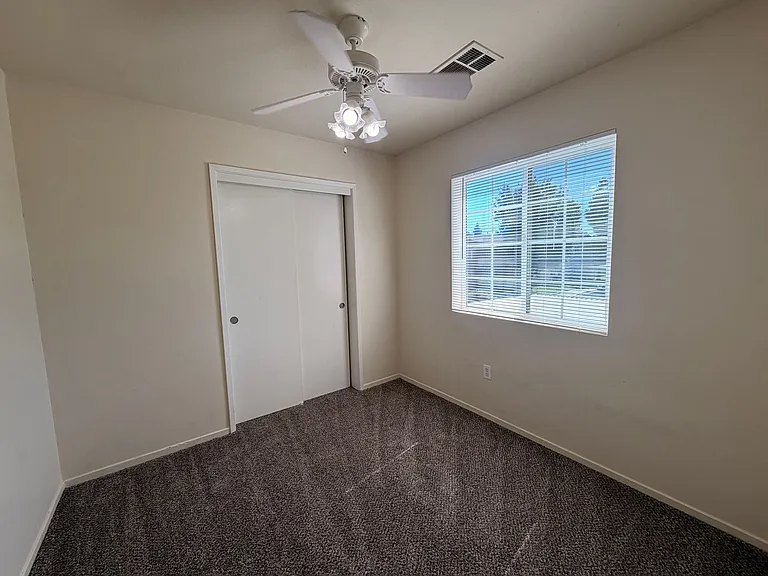 600 Hosking Ave #84 — Photo 7