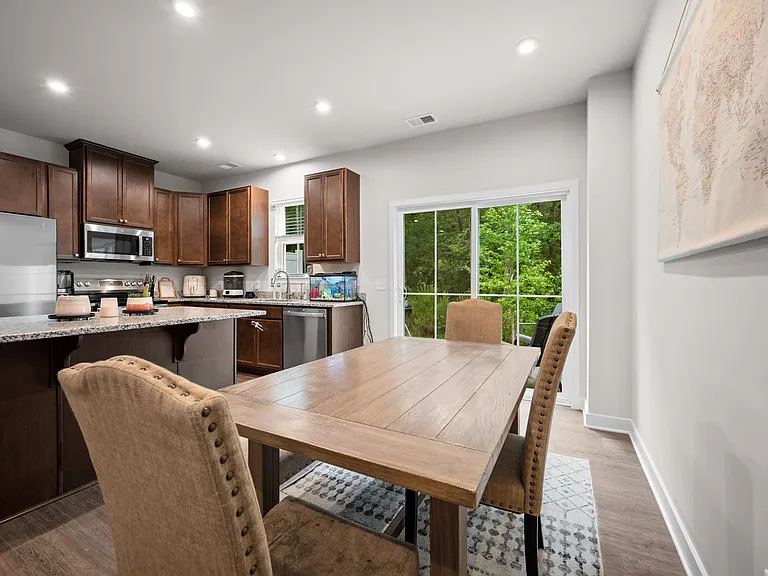 1051 Crescent Cove Ln — Photo 20
