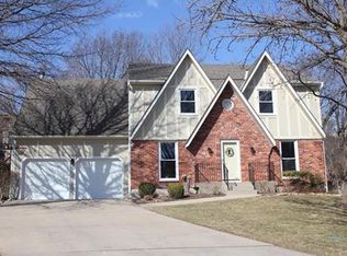 8608 Hallet St, Lenexa, KS 66215