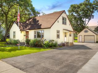 1030 Wilson St, Onalaska, WI 54650