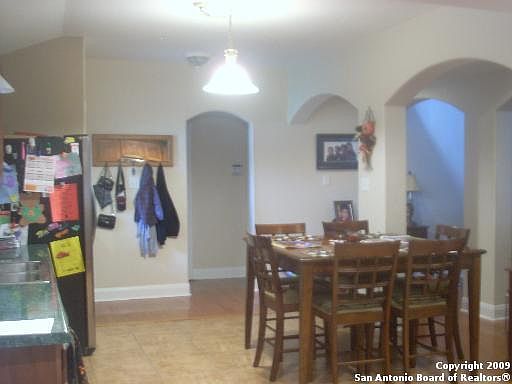 5th image of 8303 BRIXTON ST