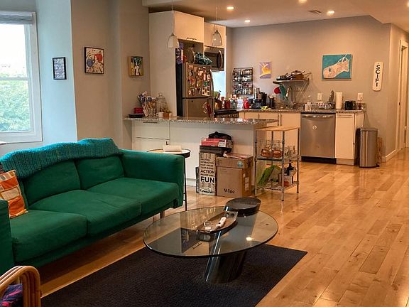 4th image of 4746 Hazel Ave Floor 2