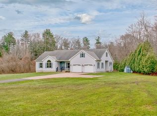 970 N West St, Feeding Hills, MA 01030