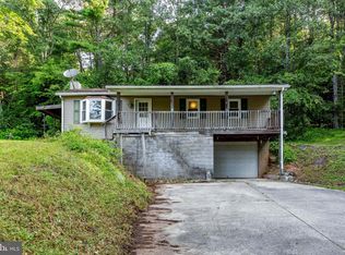 223 Chaapel Mountain Rd, Cogan Station, PA 17728