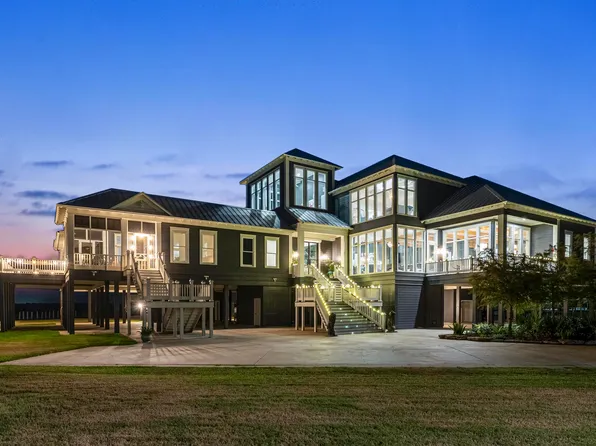 128 Seagull Ln, Lake Charles, LA 70607