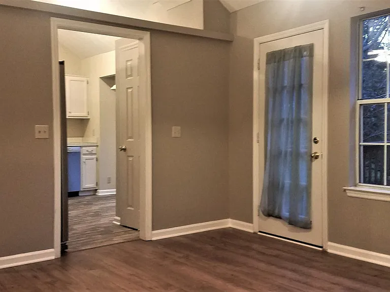 6052 Bradford Hills Dr — Photo 8