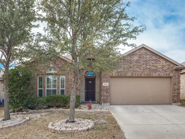 2936 Maple Creek Dr, Fort Worth, TX 76177