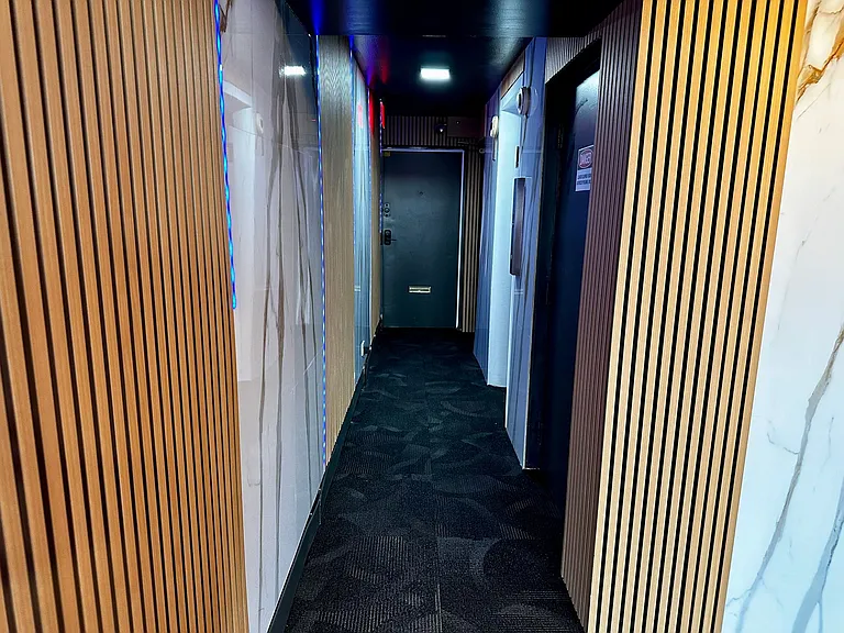 Loyola Beach Apartments — Photo 9