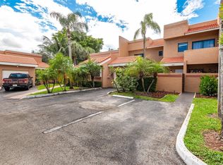 1671 SW 120th Ter, Pembroke Pines, FL 33025