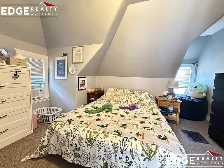 27 Peaceable St #2 — Photo 5