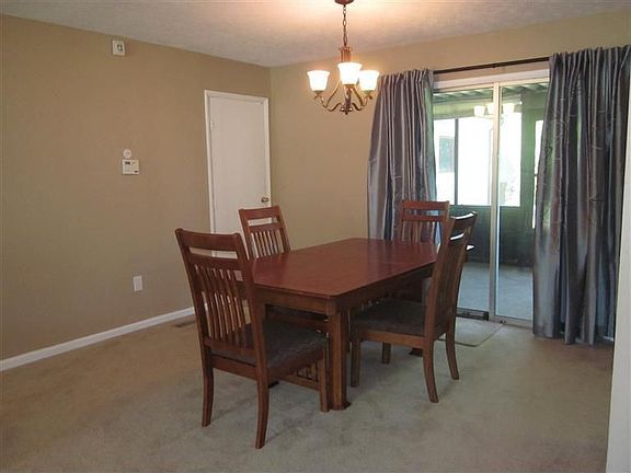 3rd image of 23 Sunnybrook Ct