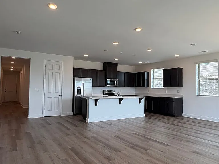 334 Mistfield St — Photo 15