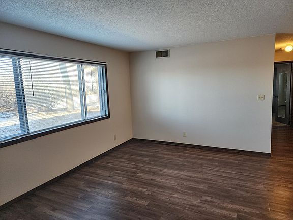 3rd image of 662 Faidley Pl #2