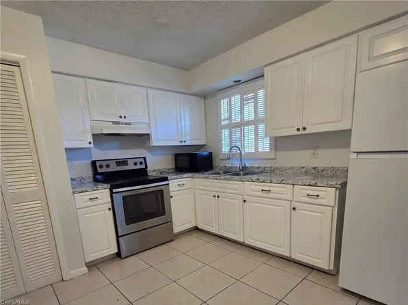 3325 Airport RD N #G7, NAPLES, FL 34105