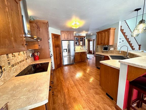 5th image of 3365 Nelson Rd