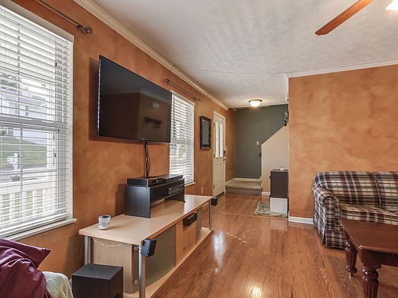 3rd image of 5968 NW Katrina Ln