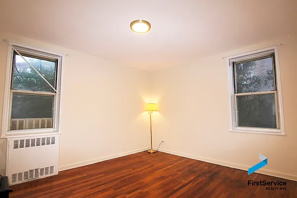 Sold by FirstService Realty (legacy) | media 15