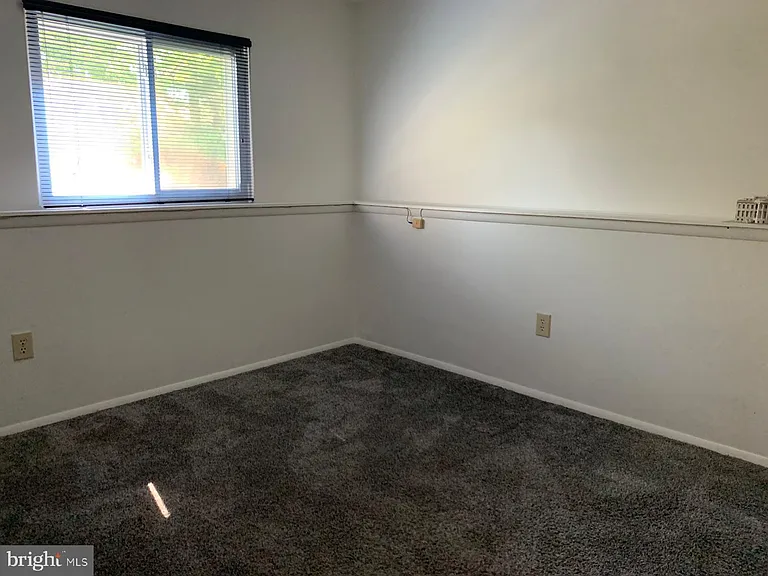 20328 Watkins Meadow Dr — Photo 15