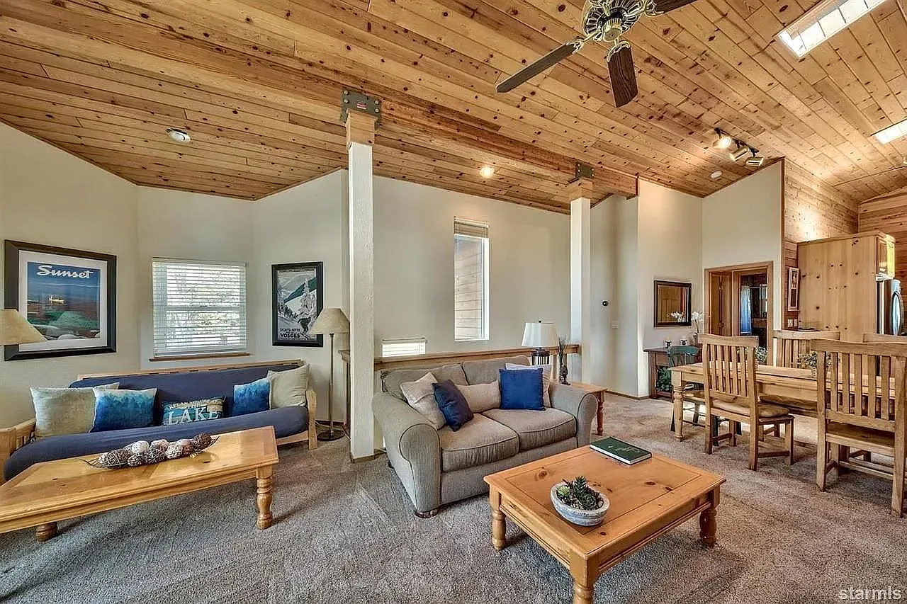 3 bed, 1350 sqft, $3,600 — Photo 3