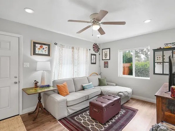 221-223 S Ditmar St, Oceanside, CA 92054