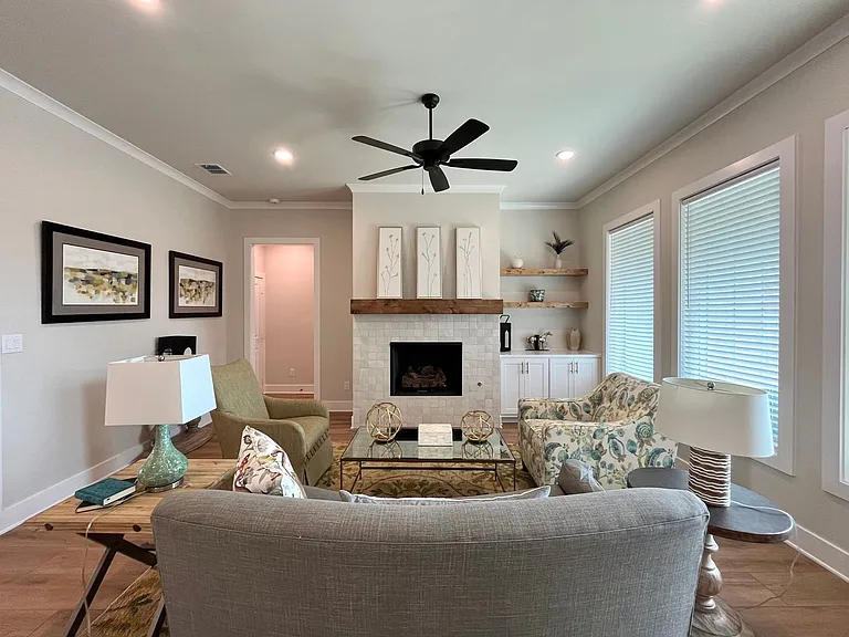 7123 Alexander Dr — Photo 12