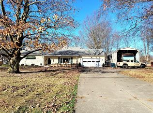 4061 Summit Rd, Ravenna, OH 44266