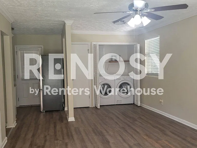 2519 Godfrey Dr NW — Photo 3