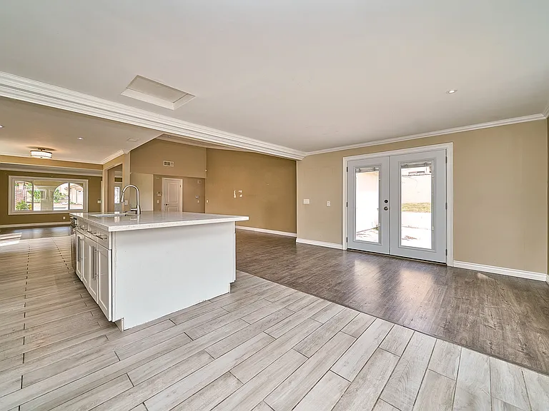 2660 Conata St — Photo 36