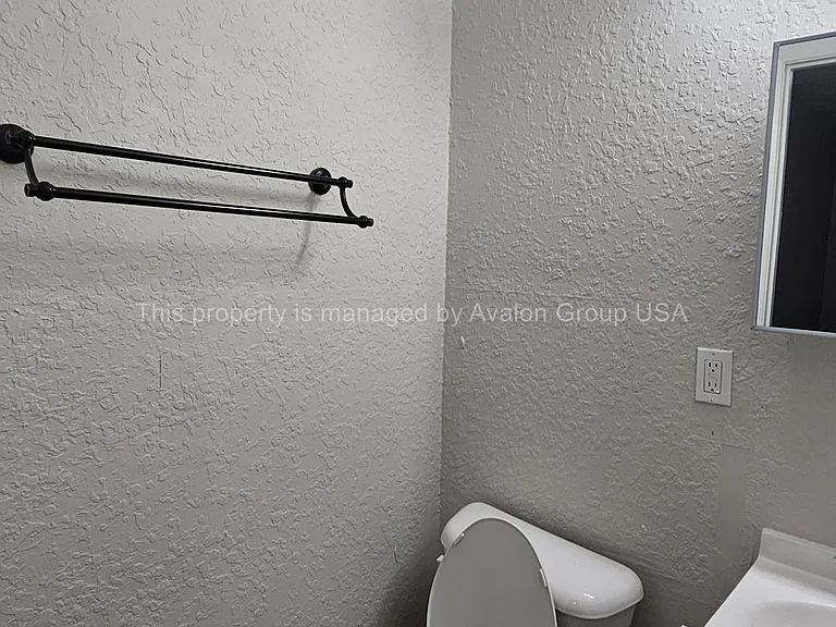 9658 Gibson Ave — Photo 8