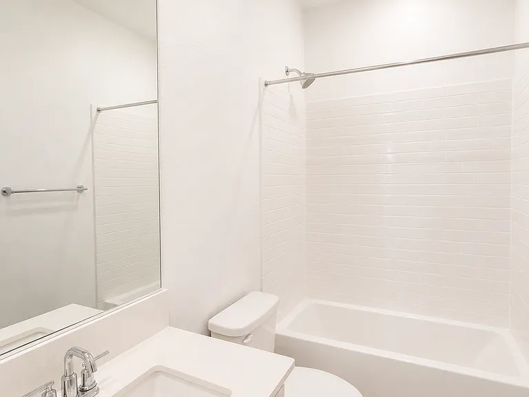 586 Gateway Ln — Photo 37