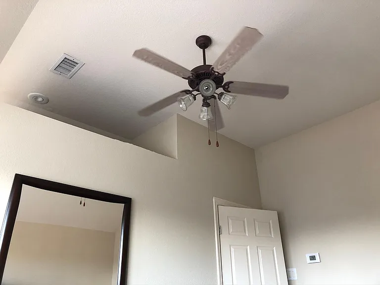 1167 Waterford Ln #6 — Photo 7