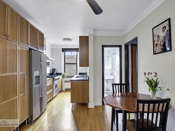 2nd image of 45 Park Ter W APT 5B