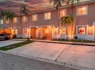 13930 SW 175th Ter, Miami, FL 33177