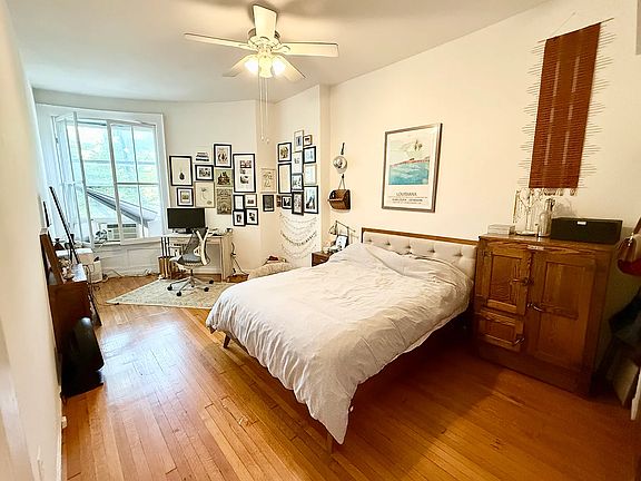 3rd image of 75 Riverside Dr APT 3F