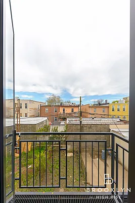 Rented by Brooklyn High Rise LLC | media 9