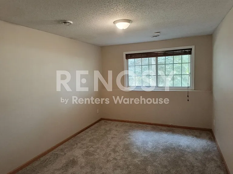 15284 Florist Cir — Photo 24