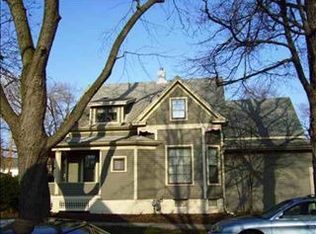 316 W Emerson St, Bloomington, IL 61701