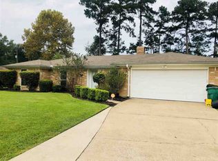 735 Kingsford Dr, Lumberton, TX 77657