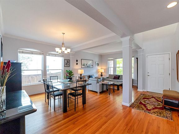 4th image of 10467 White Pine Dr
