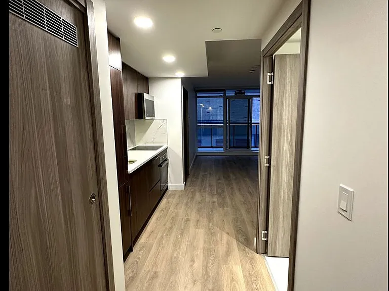 38 Widmer St #505 — Photo 9