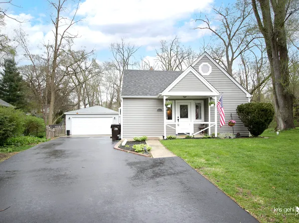 316 Northern Ct, Island Lake, IL 60042