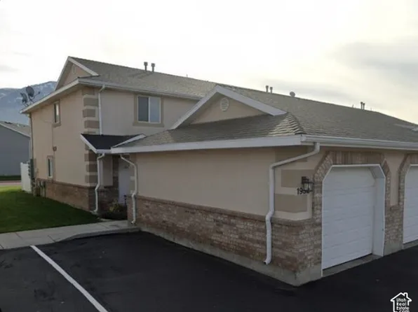 1952 N 275 W #26, Ogden, UT 84414