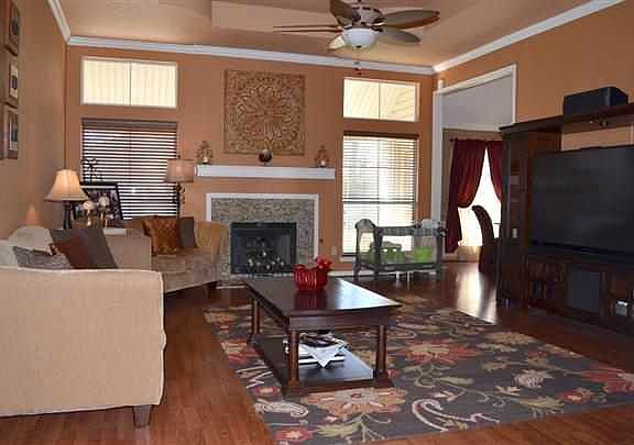 4th image of 9685 Meadowcreek Dr