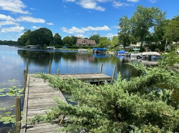 807 Main STREET, Mukwonago, WI 53149