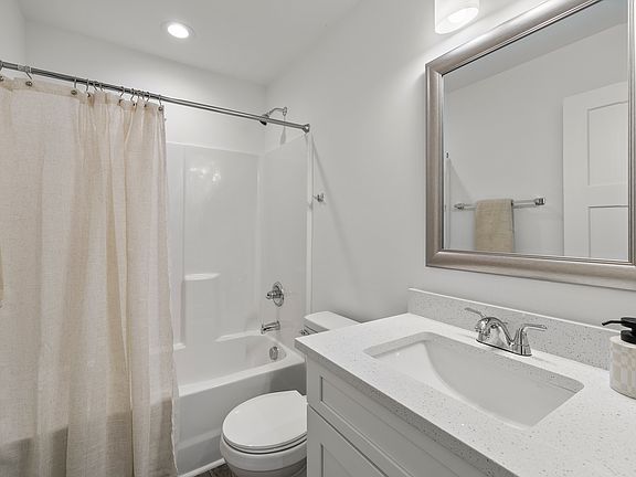5th image of 1006 Venice Blvd #A