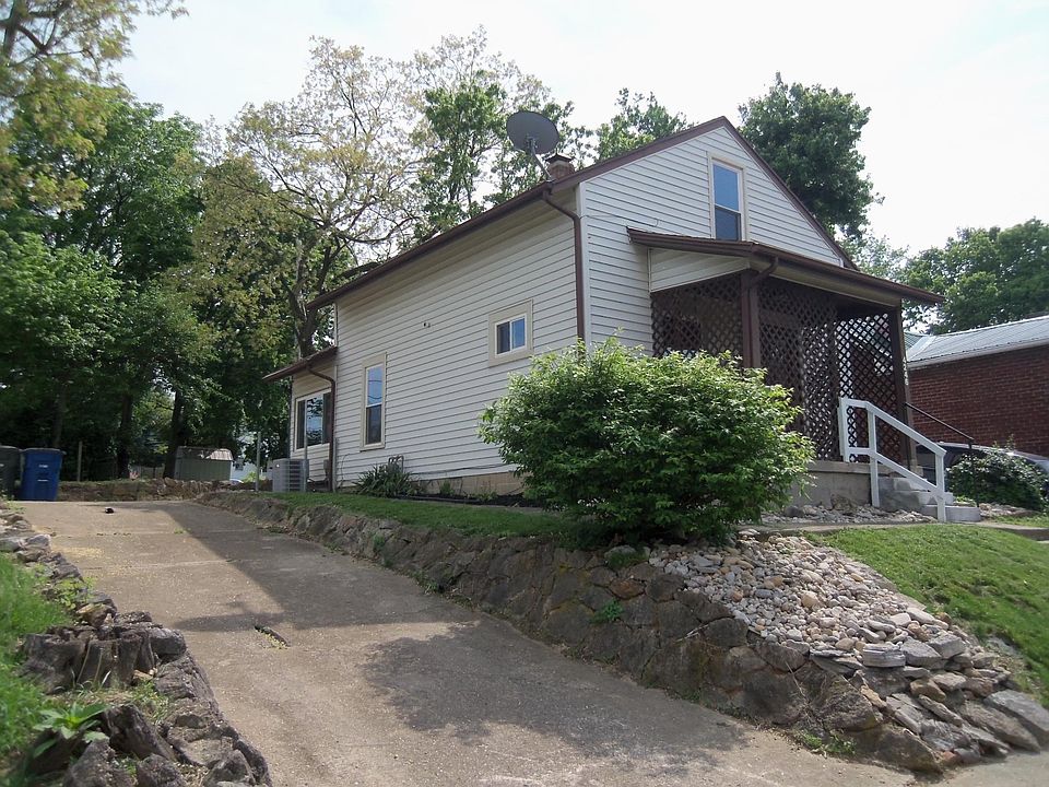 1st image of 4246 Woodcliffe Ave