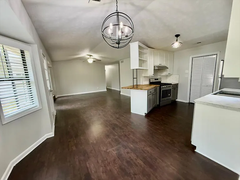 1791 Tessa Ct — Photo 6